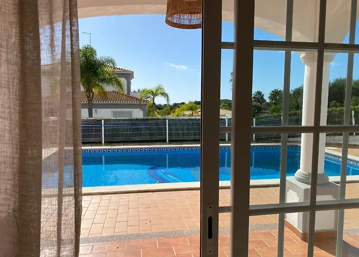 Med - Private Pool, Garden, Sun Day, Stunning Views * Albufeira